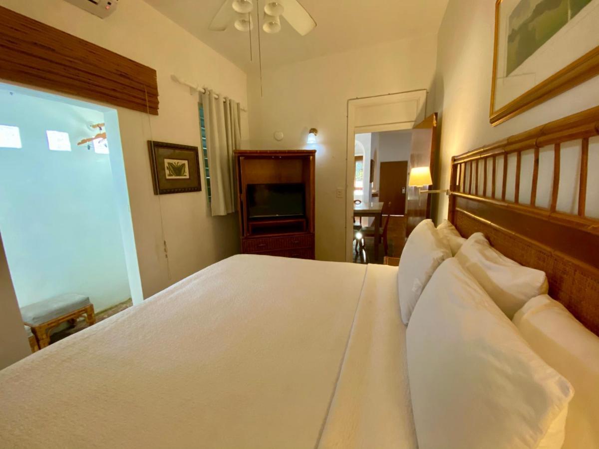 At Wind Chimes Boutique Hotel San Juan Exterior photo