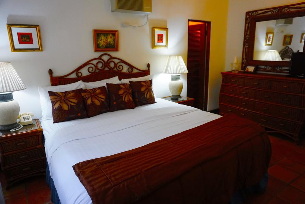 At Wind Chimes Boutique Hotel San Juan Exterior photo